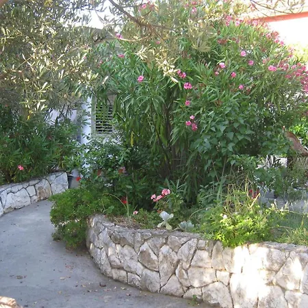 アパート Barko And