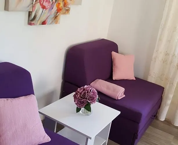 Barko And * フヴァル