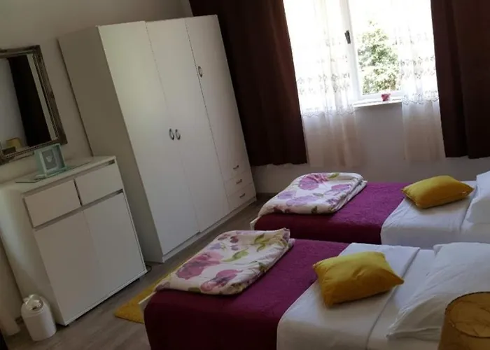 Barko And アパート フヴァル