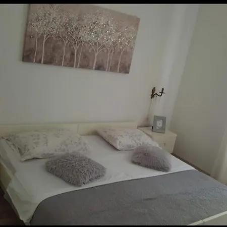 Barko And Apartman