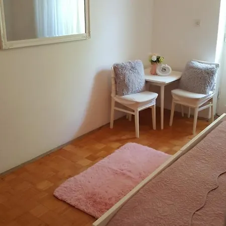 Barko And * Hvar Town