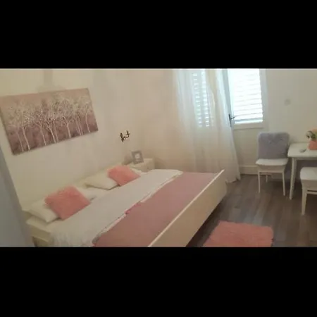 Διαμέρισμα Barko And