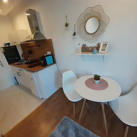 Apartman Barko And *