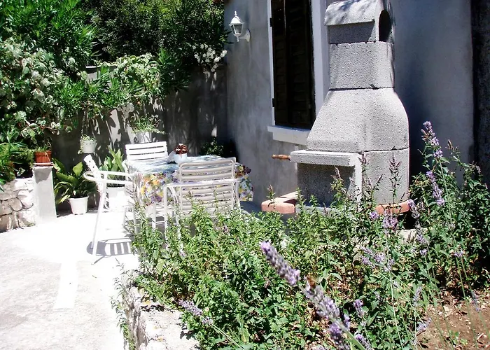 Barko And * Hvar Town