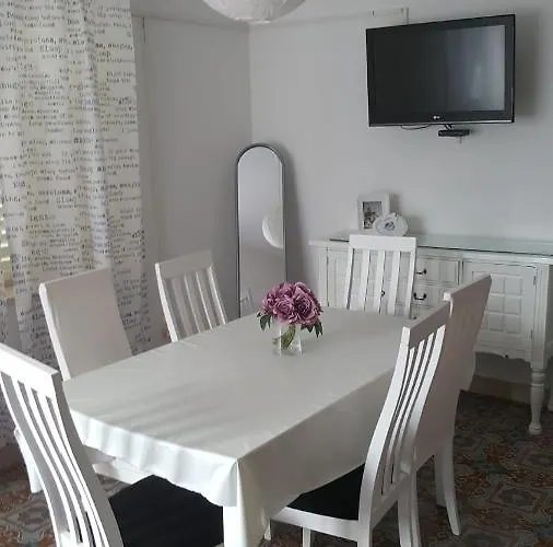 Barko And * هفار